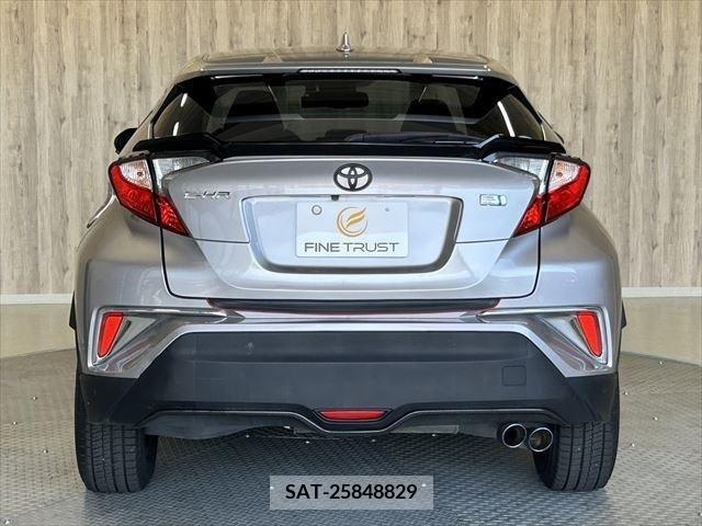 Toyota C-HR 2017-02 264020-5