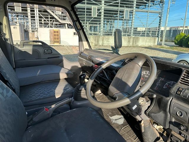 Isuzu ELF TRUCK 2005-04 192497-1