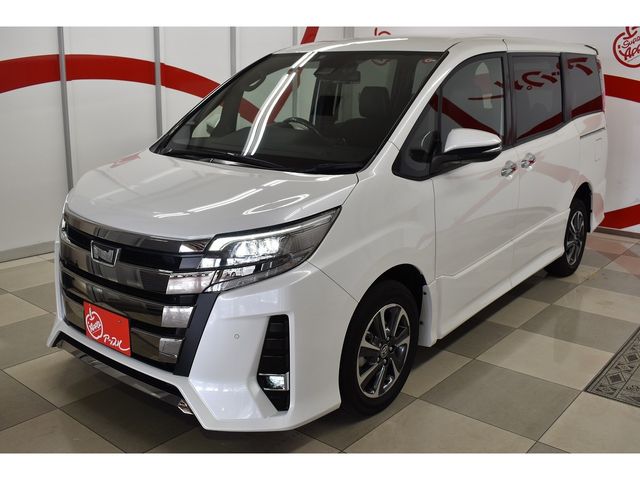 Toyota NOAH 2019-03 193744-1