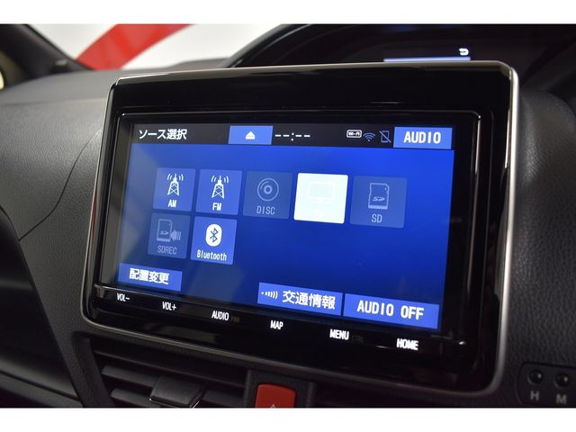 Toyota NOAH 2019-03 193744-13