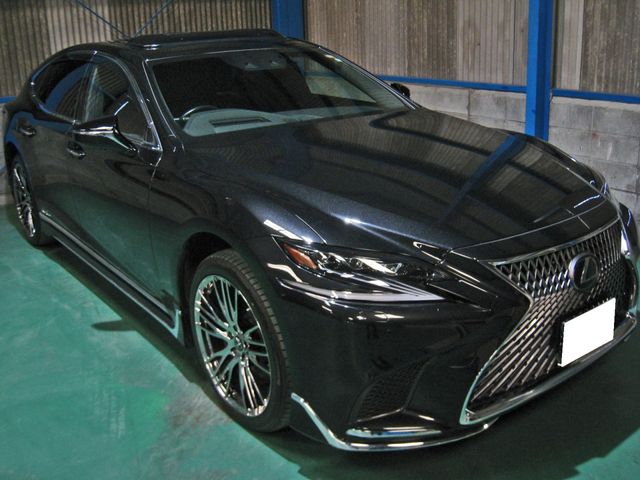 Lexus LS 2017-11 3215-4