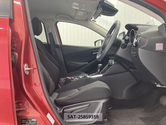 Mazda DEMIO 2017-12 268006-3