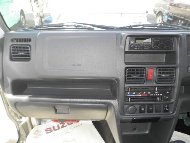Suzuki CARRY TRUCK 2018-05 11556-7