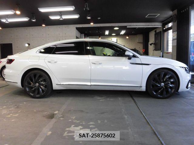 VolksWagen ARTEON 2020-08 290321-3