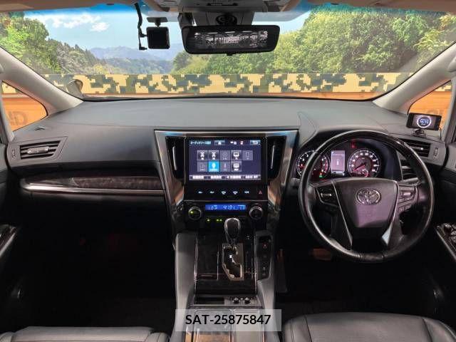 Toyota ALPHARD 2018-05 325341-1