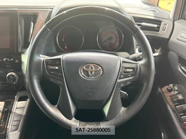 Toyota ALPHARD 2022-09 379740-12