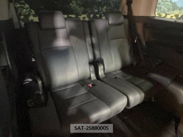 Toyota ALPHARD 2022-09 379740-10