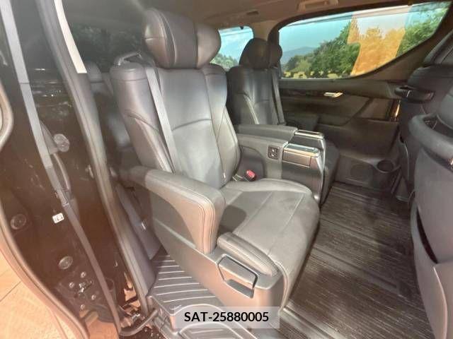 Toyota ALPHARD 2022-09 379740-9