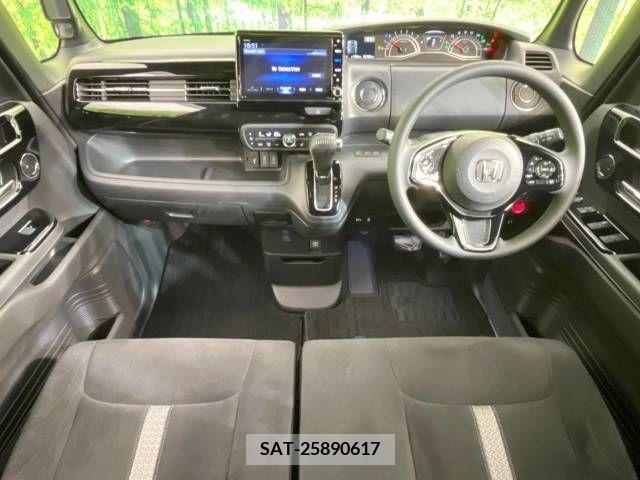 Honda N BOX CUSTOM 2021-06 215421-1