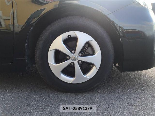 Toyota PRIUS 2015-06 379190-25