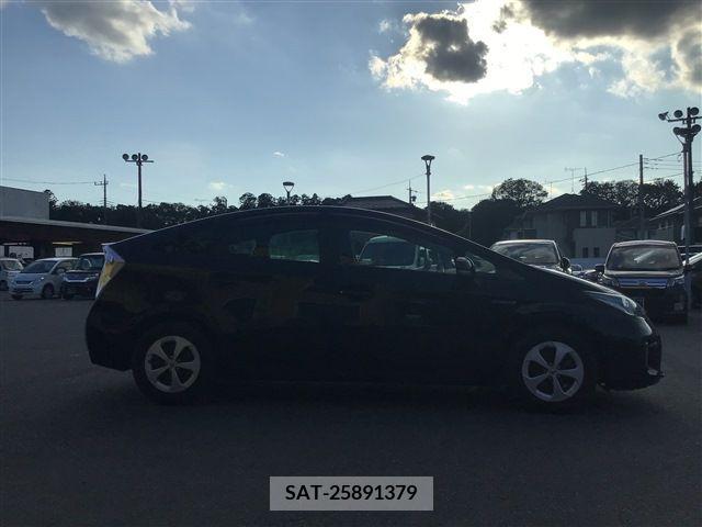 Toyota PRIUS 2015-06 379190-24