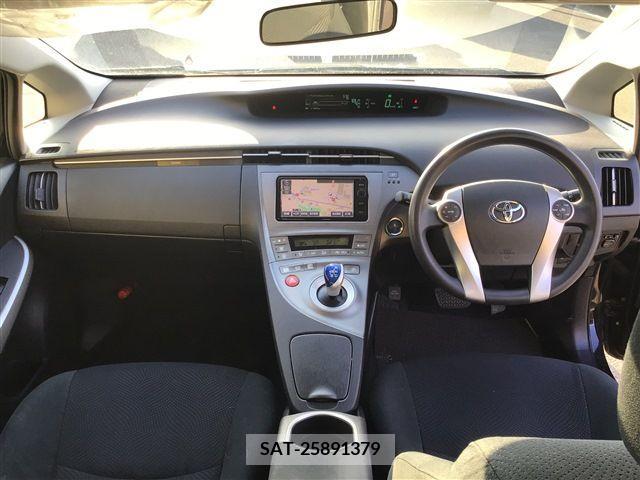 Toyota PRIUS 2015-06 379190-7