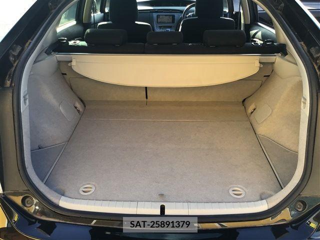 Toyota PRIUS 2015-06 379190-29