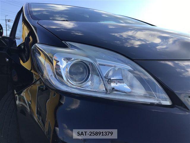 Toyota PRIUS 2015-06 379190-27