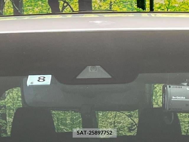 Toyota ALPHARD 2021-08 213361-7