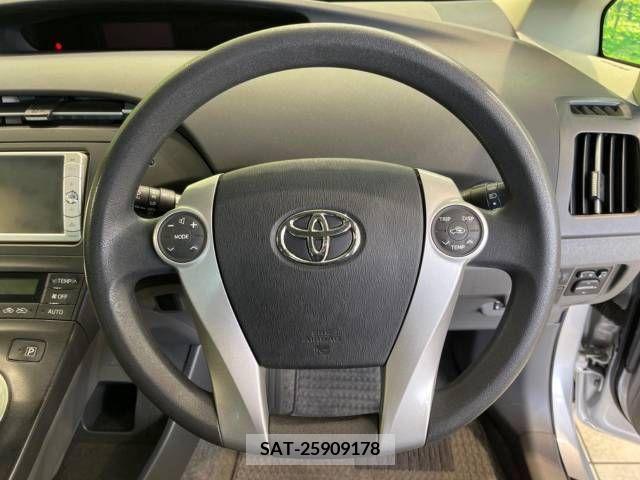 Toyota PRIUS 2010-02 321968-10