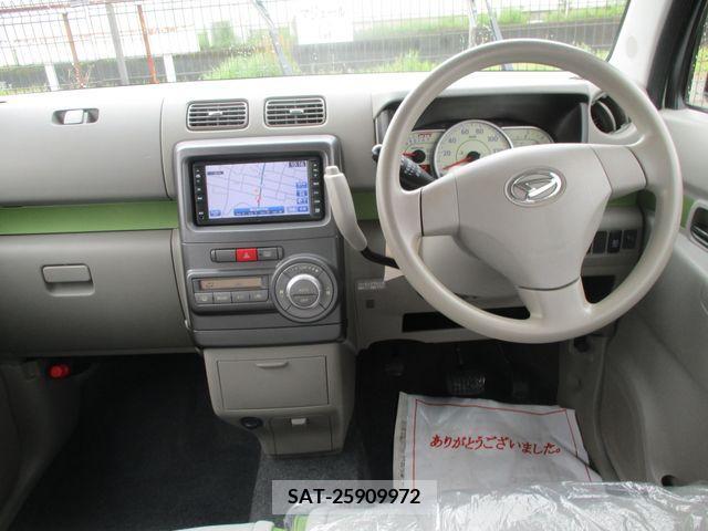 Daihatsu MOVE CONTE 2013-08 249806-4