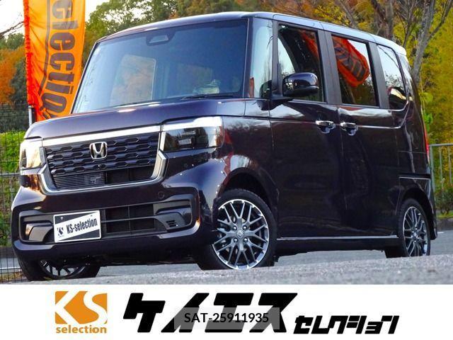 Honda N BOX CUSTOM 2023-10 208779-0