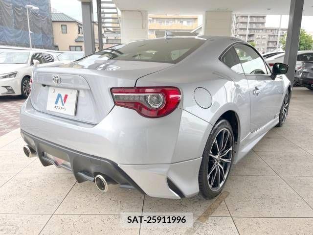 Toyota 86 2020-03 335389-17