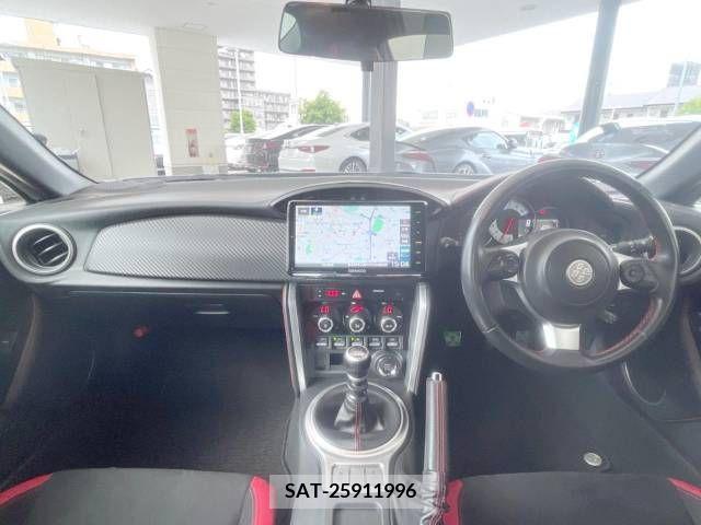 Toyota 86 2020-03 335389-1