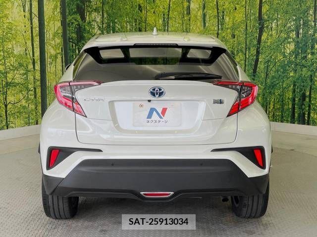 Toyota C-HR 2018-11 340102-15