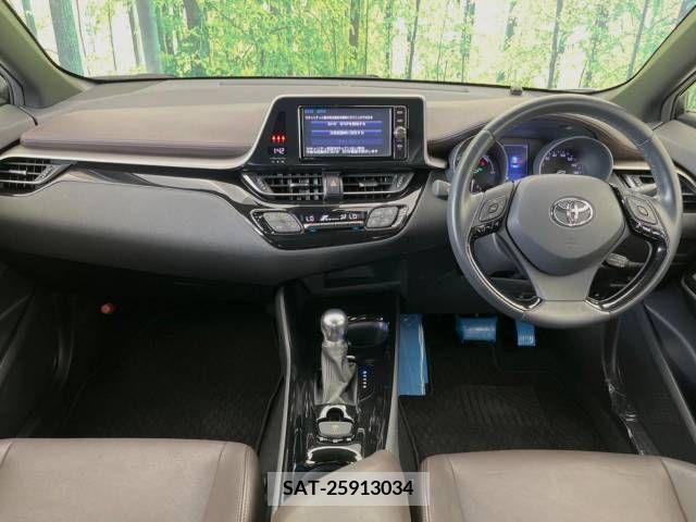 Toyota C-HR 2018-11 340102-1