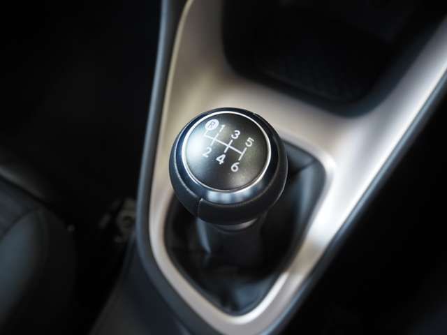 Toyota YARIS 2023-05 191429-11