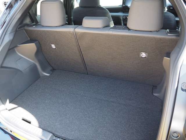 Toyota YARIS 2023-05 191429-13