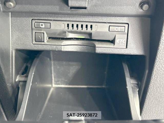 Toyota ALPHARD 2017-03 259048-5