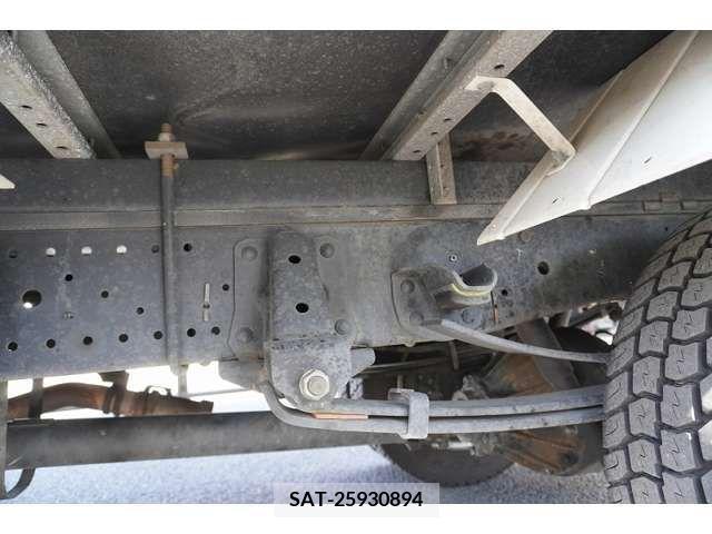 Isuzu ELF TRUCK 2015-02 225024-9