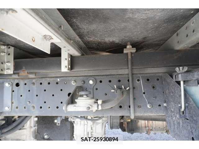Isuzu ELF TRUCK 2015-02 225024-10