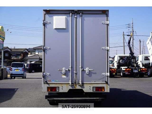 Isuzu ELF TRUCK 2015-02 225024-3
