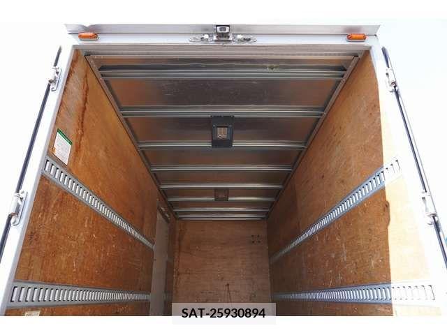 Isuzu ELF TRUCK 2015-02 225024-18