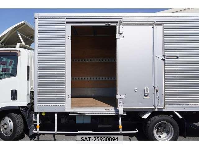 Isuzu ELF TRUCK 2015-02 225024-15