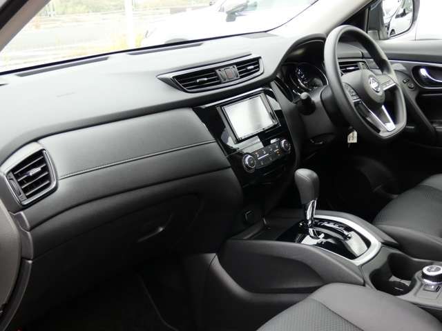 Nissan X-TRAIL 2020-01 19544-12