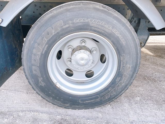 MITSUBISHI FUSO Fighter 2016-05 17789-18
