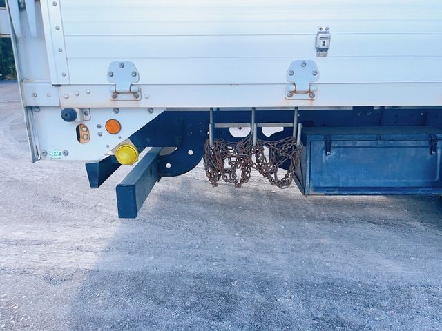 MITSUBISHI FUSO Fighter 2016-05 17789-19