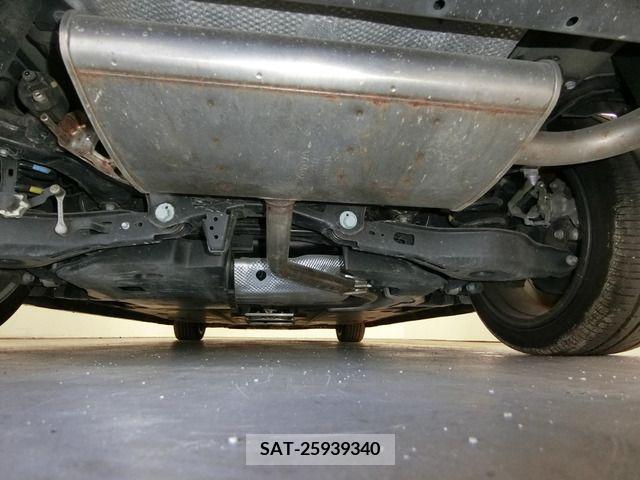 Toyota PRIUS 2016-09 224554-19