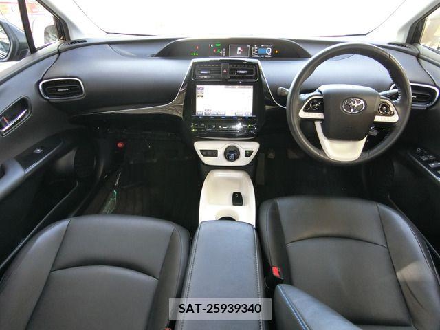 Toyota PRIUS 2016-09 224554-2