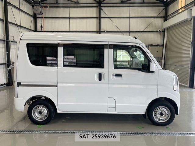 Suzuki EVERY 2017-06 348694-5