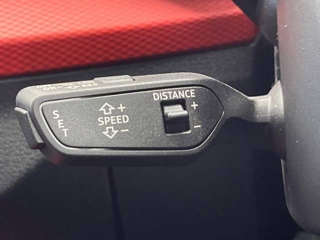 Audi Q2 2019-08 18993-5