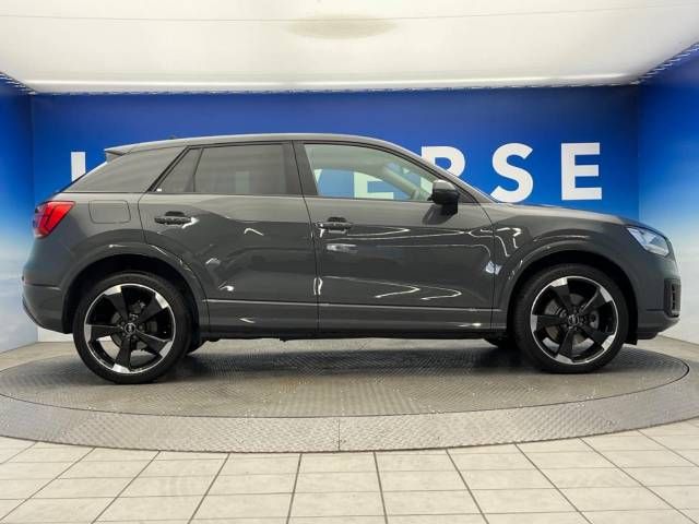 Audi Q2 2019-08 18993-19
