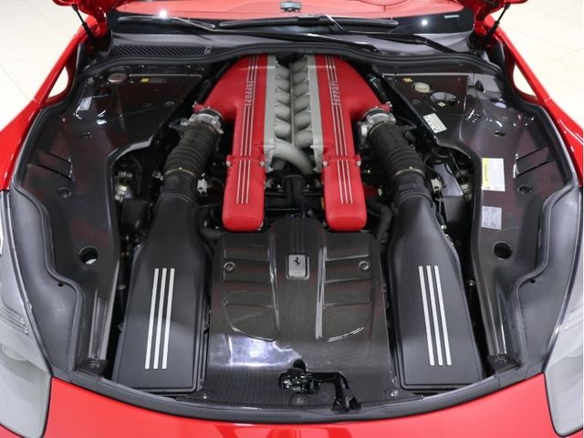 Ferrari F12 2014-03 11147-20