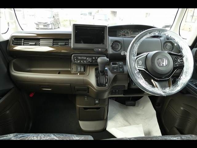 Honda N BOX 2023-02 3913-2