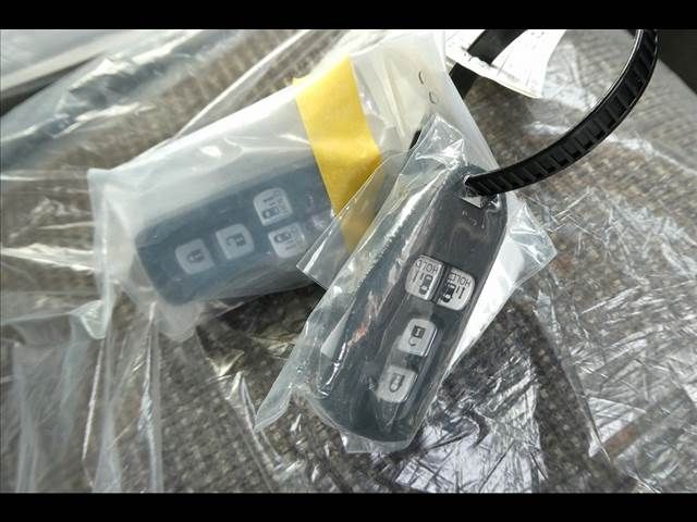 Honda N BOX 2023-02 3913-4