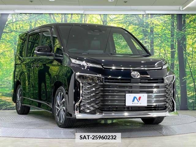 Toyota VOXY 2023-02 370365-16