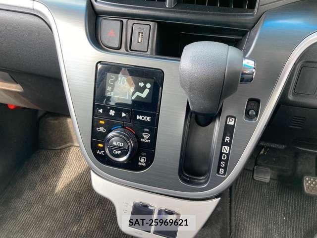 Daihatsu MOVE CUSTOM 2016-11 379084-8
