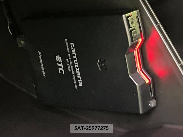 Suzuki X BEE 2018-06 264956-5