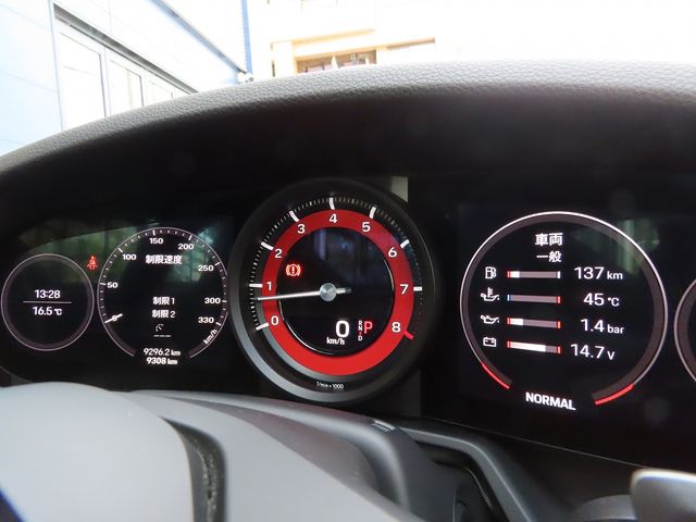 Porsche 911 2020-05 189096-9