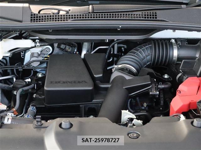 Honda e 2024-03 377181-18